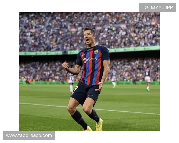 巴萨出发前往客场挑战奥萨苏纳，入住酒店距球场仅10分钟距离